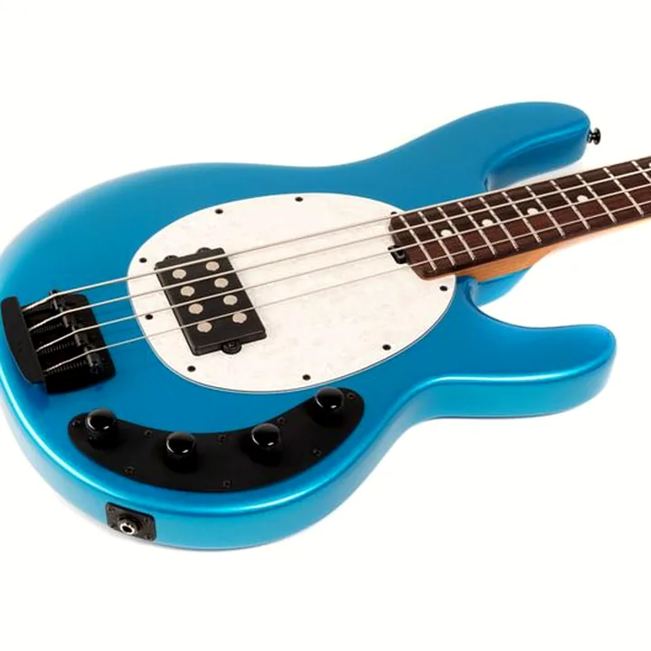 La basse Music Man Stingray 4 Special Speed Blue / Test, Comparatif & Avis
