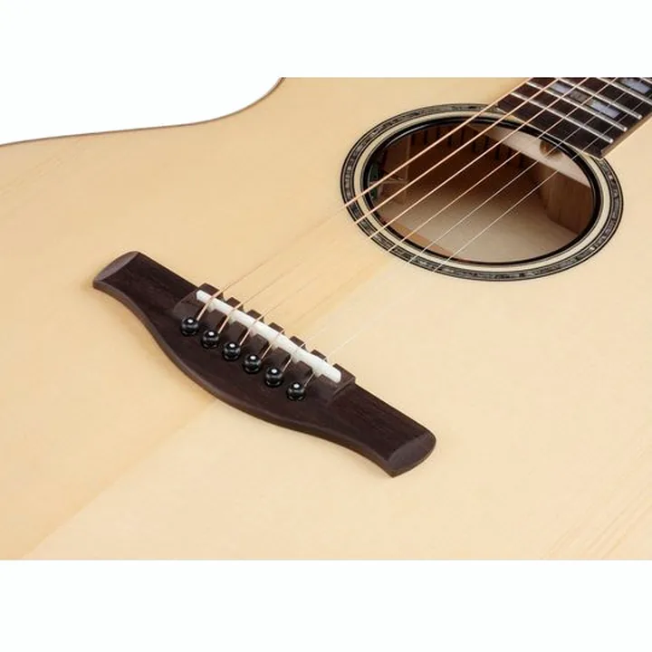 La guitare acoustique Ibanez AE390-NTA Test & Avis