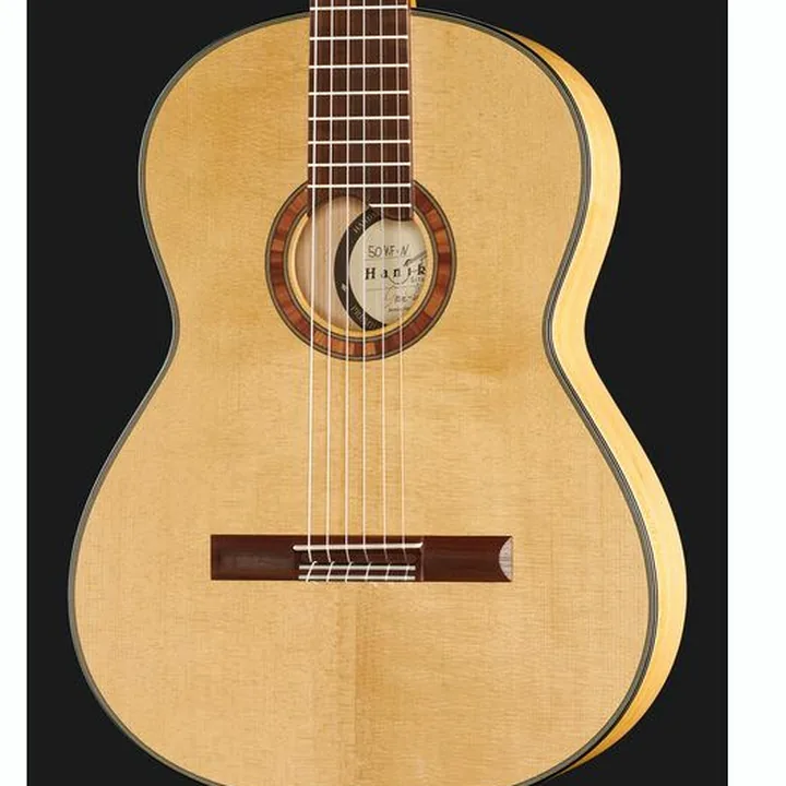 La guitare classique Hanika 50KF-N – Test, Comparatif & Avis