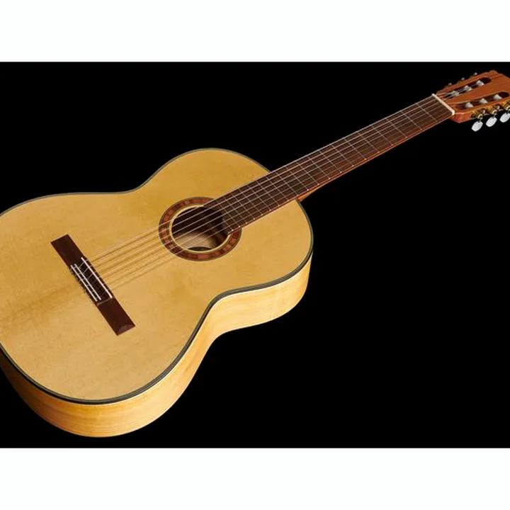 La guitare classique Hanika 50KF-N – Test, Comparatif & Avis