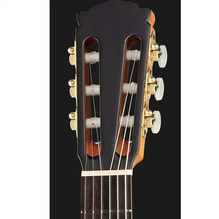La guitare classique Hanika 54PF Left Test, Comparatif & Avis