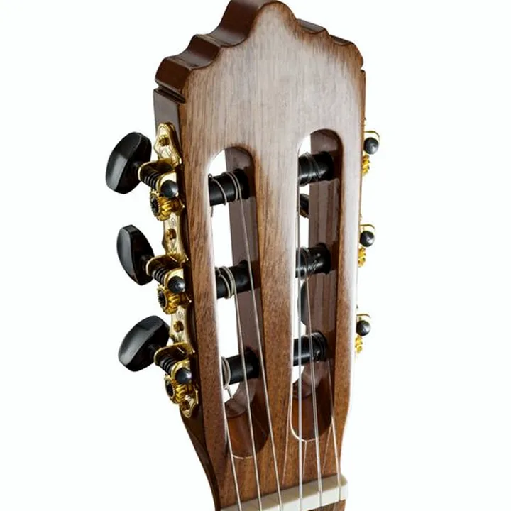 La guitare classique La Mancha Arce Test et Avis