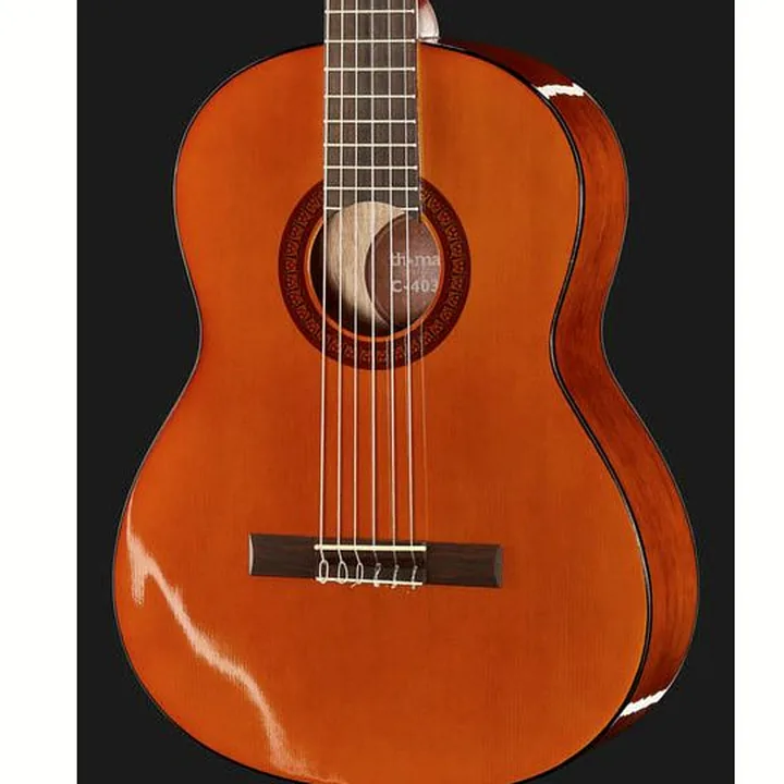 La guitare classique Thomann C-403 NT Set / Avis, Comparatif & Test