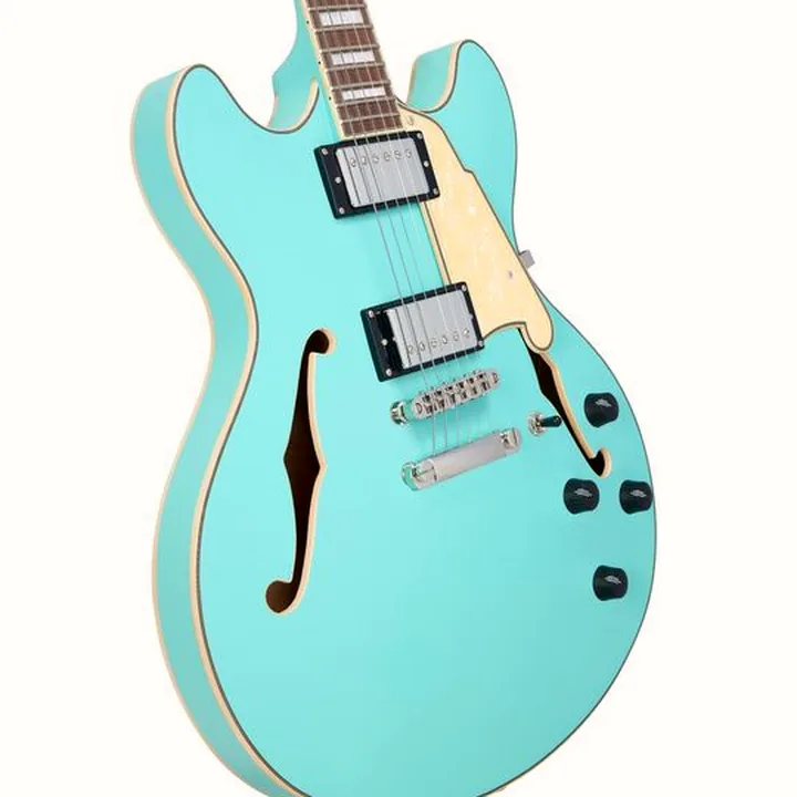 La guitare électrique DAngelico Premier DC Surf Green Test, Avis, Comparatif