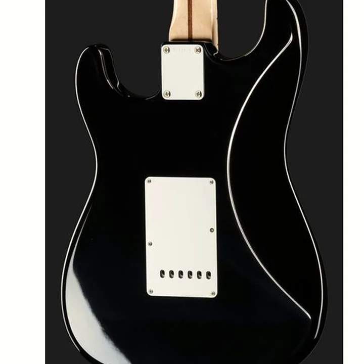 La guitare électrique Fender 50 Strat Black NOS : Avis, Comparatif, Test