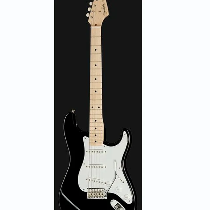 La guitare électrique Fender 50 Strat Black NOS : Avis, Comparatif, Test