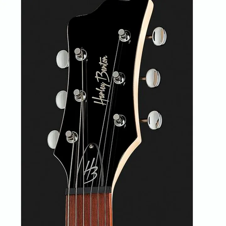 La guitare électrique Harley Benton MR-Classic BK Avis, Comparatif & Test