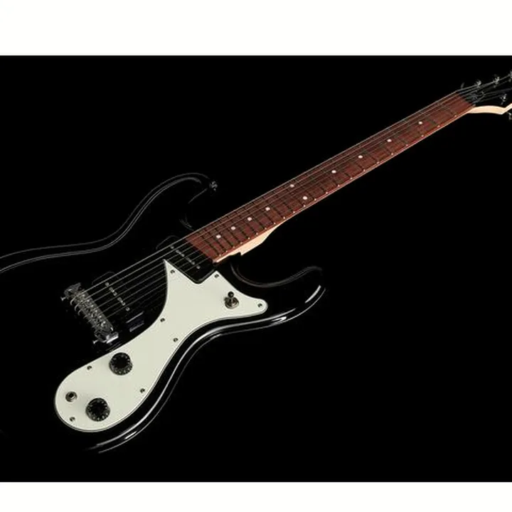 La guitare électrique Harley Benton MR-Classic BK Avis, Comparatif & Test