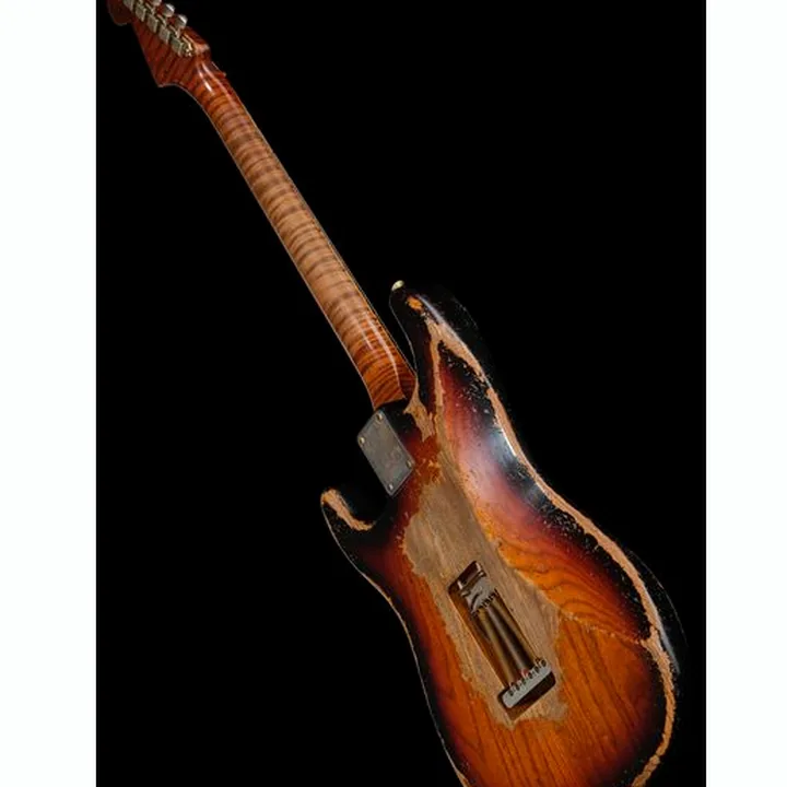 La guitare Fender 50 Strat 3TS Ultra Relic MBAH Test et Avis