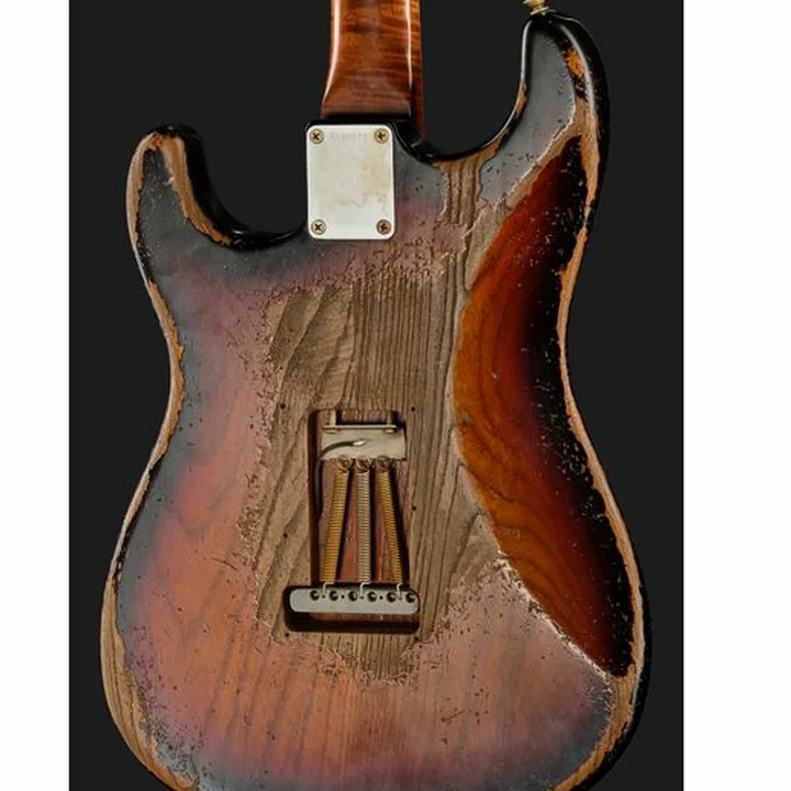 La guitare Fender 50 Strat 3TS Ultra Relic MBAH Test et Avis
