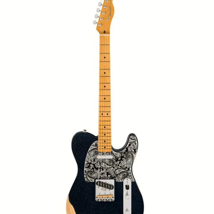 Guitare Fender Brad Paisley Road Worn Tele BK