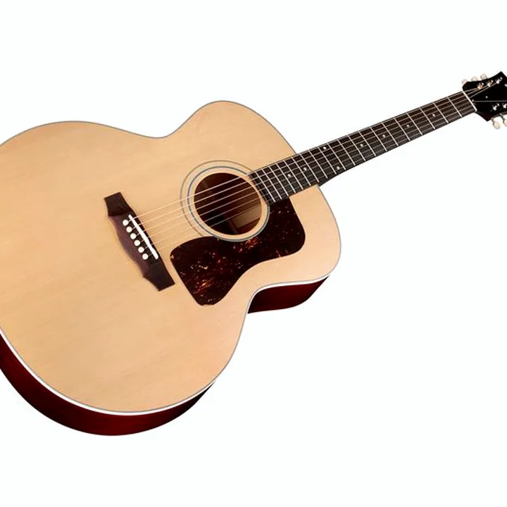 La guitare folk Guild F-40 Standard NAT VG USA Avis, Test et Comparatif