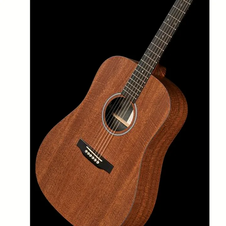 La guitare folk Martin Guitars DX1EL Mahogany LH , Avis, Test