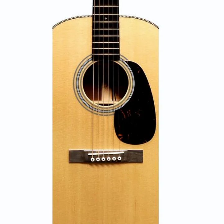 La guitare folk Martin Guitars O’ahu HG-28 : Test & Avis