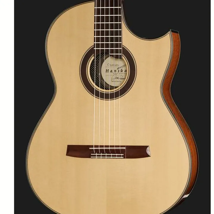 La guitare Hanika Crossover PSS Avis, Test et Comparatif