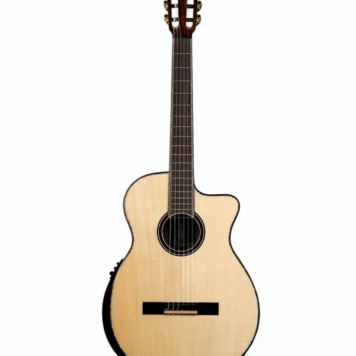 Guitare Ortega Grandsuite-CE