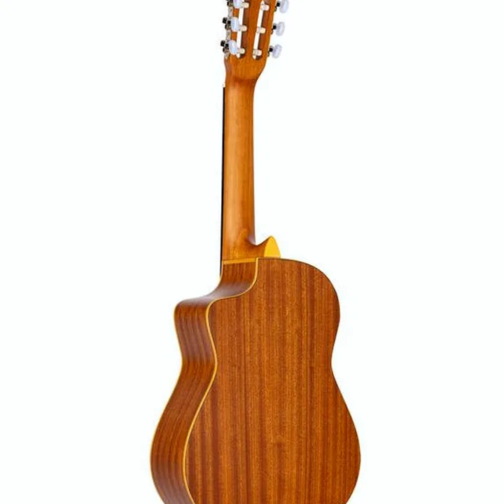 La guitare Ortega RQ25 Requinto : Avis, Comparatif, Test