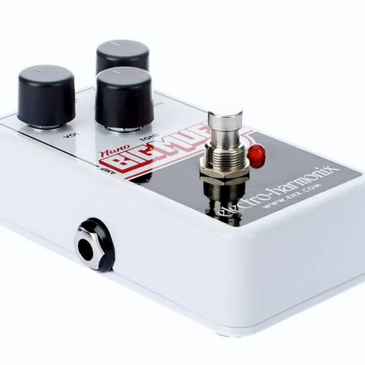 La pédale Electro Harmonix Nano Big Muff Bundle PS A1 Comparatif, Test & Avis