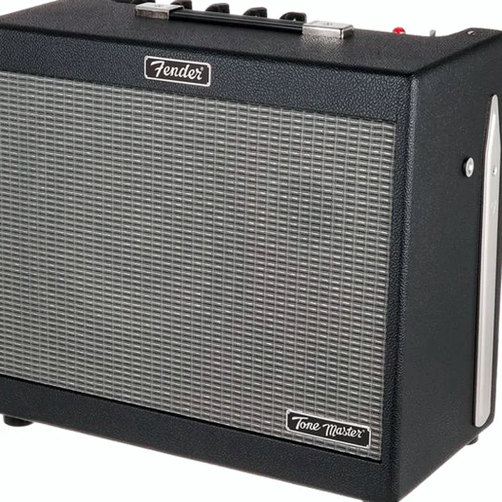 La pédale Fender Tone Master Pro Bundle : Avis, Test et Comparatif