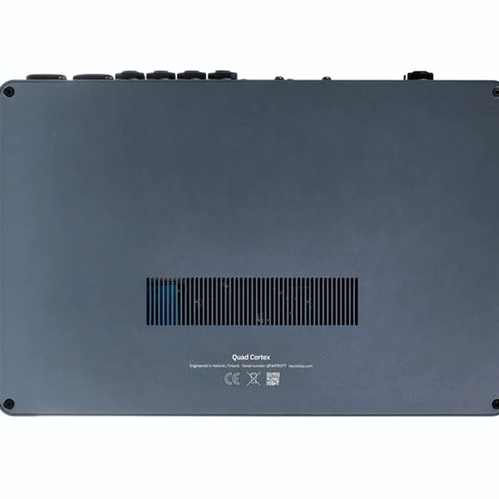 La pédale Neural DSP Quad Cortex Inlay Case Bundle Avis, Comparatif, Test