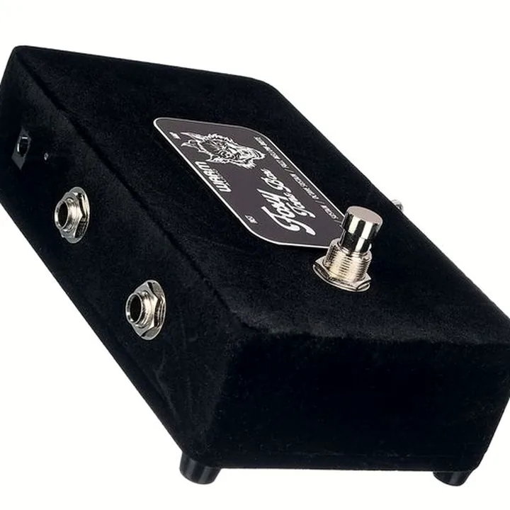 La pédale Warm Audio Foxy Tone Box Werewolf Fuzz Avis, Comparatif, Test