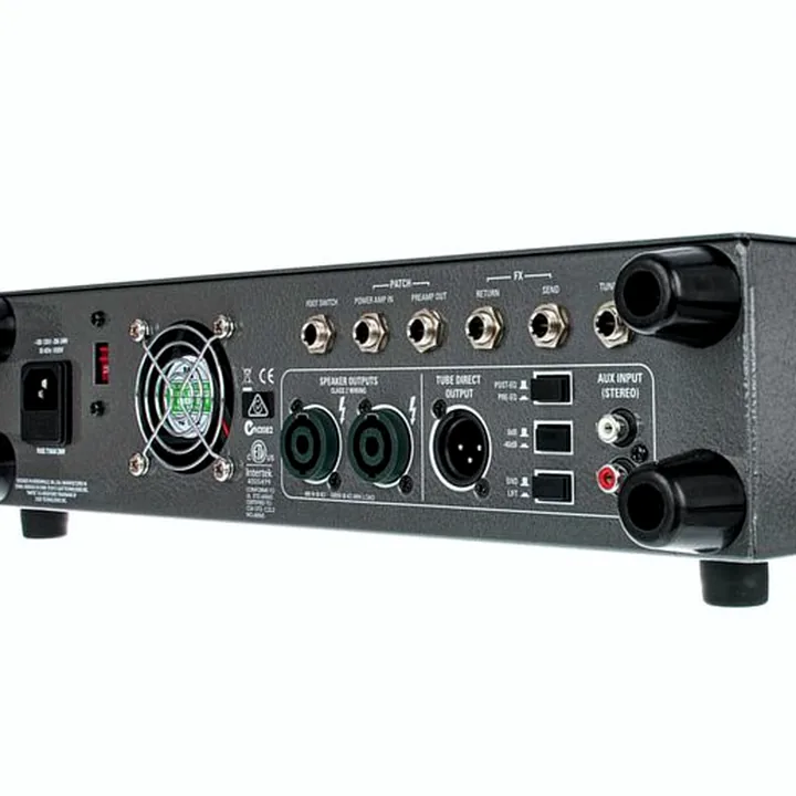 L’amplificateur Ampeg SVT-7 Pro Bass Head Bundle – Comparatif, Avis, Test