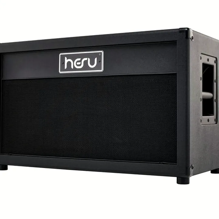 Le baffle HESU Studio S212 Standard Cab BK : Test, Comparatif & Avis