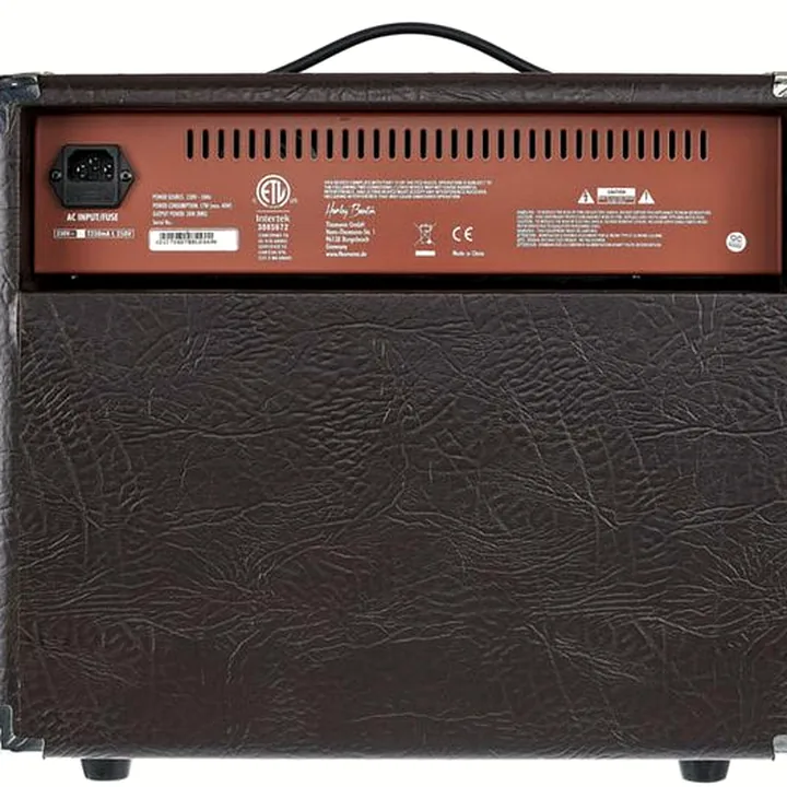 Le combo guitare électrique Harley Benton HBAC-20 Avis & Test
