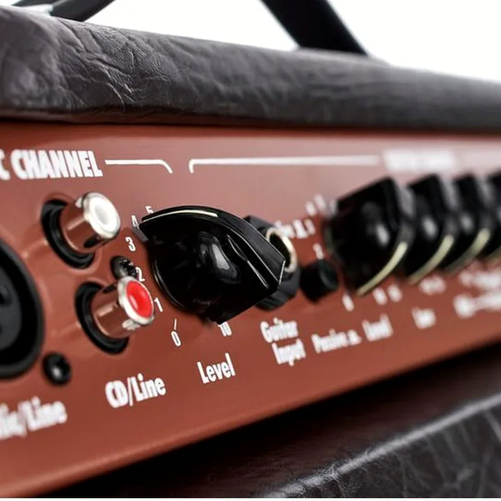 Le combo guitare électrique Harley Benton HBAC-20 Avis & Test