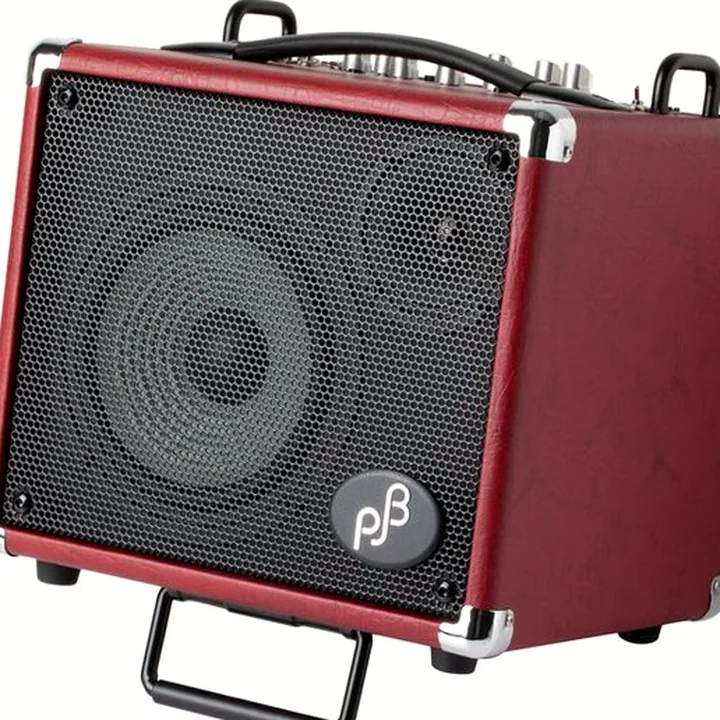 Le combo Phil Jones BE-17 Bass Engine 70W Red / Test, Comparatif, Avis