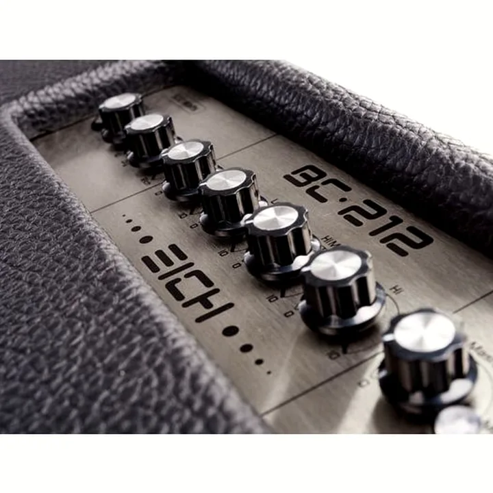 Le combo pour basse Eich Amplification BC212 Bass Combo , Test, Avis, Comparatif