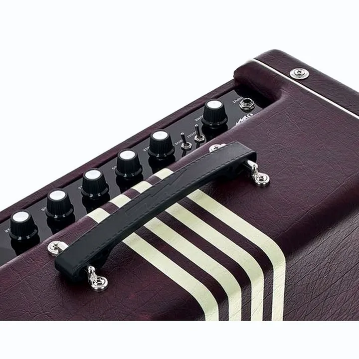 Le combo pour guitare électrique Supro 70th Anniv. Delta King 12 WB Comparatif, Avis et Test
