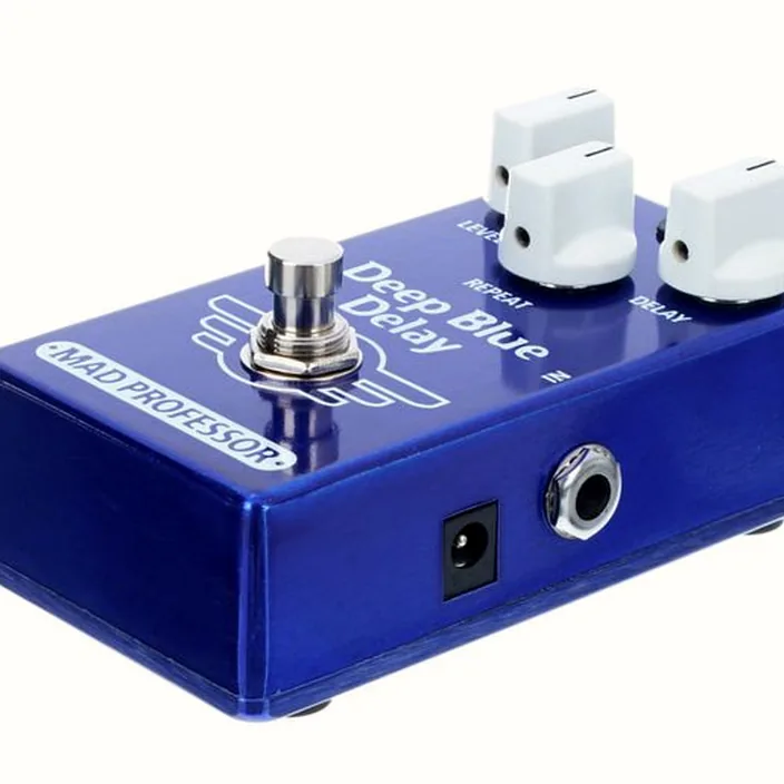 Mad Professor Deep Blue Delay Factory