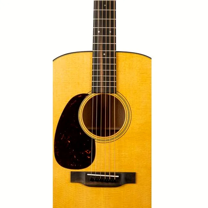 Martin Guitar D-18 Satin LH : Comparatif, Avis & Test