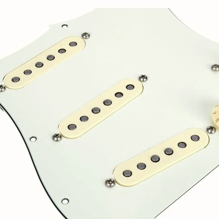 Micro Mojotone 67 Q.Coil Hot Br. Pickguard PA : Test, Comparatif & Avis