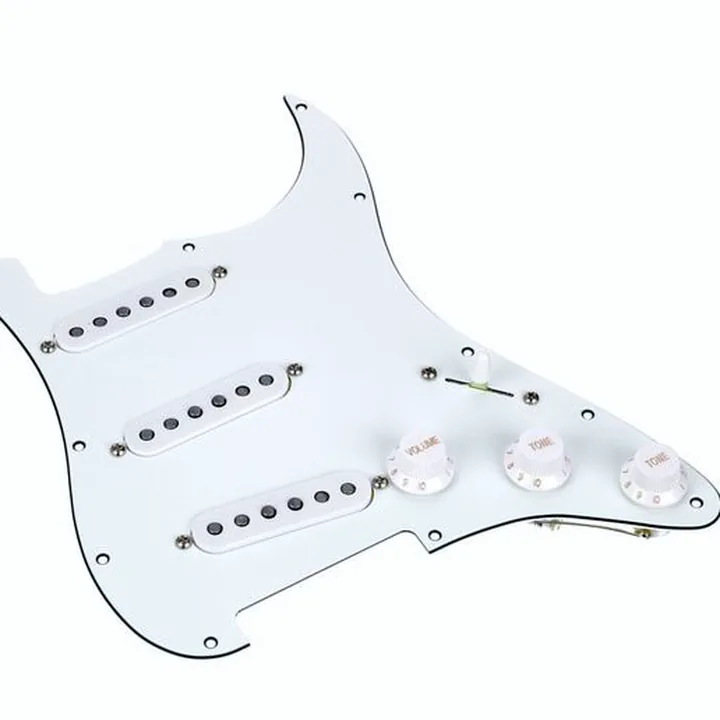 Micro Mojotone 67 Q.Coil Hot Br. Pickguard W : Comparatif, Avis & Test