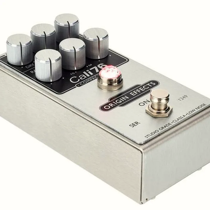 Origin Effects Cali76 Comp. Bass Compressor