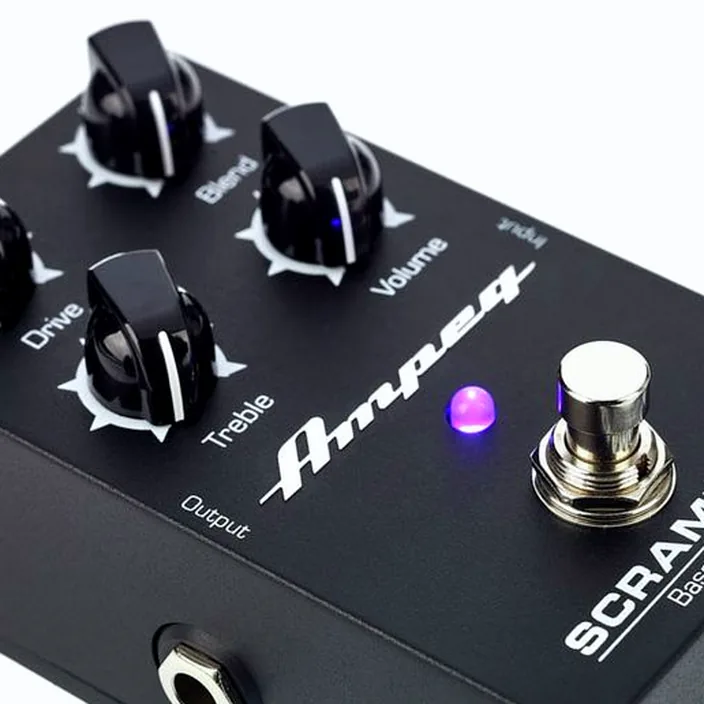 La pédale Ampeg Scrambler Bass Overdrive / Avis, Test