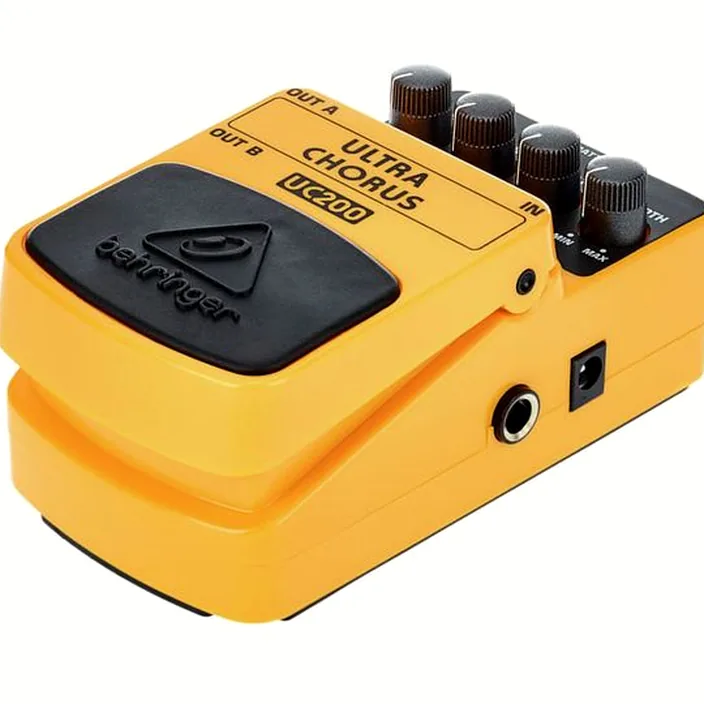 Pédale Behringer UC200