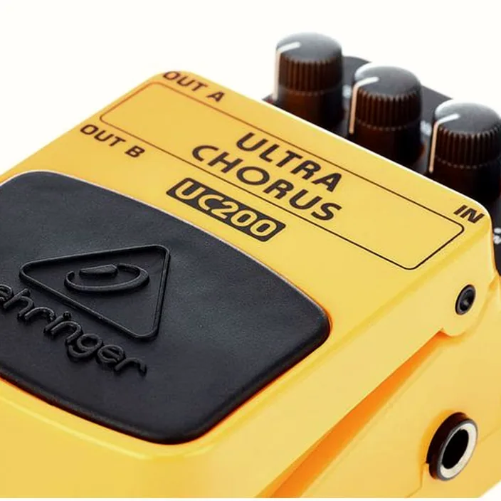 Pédale Behringer UC200