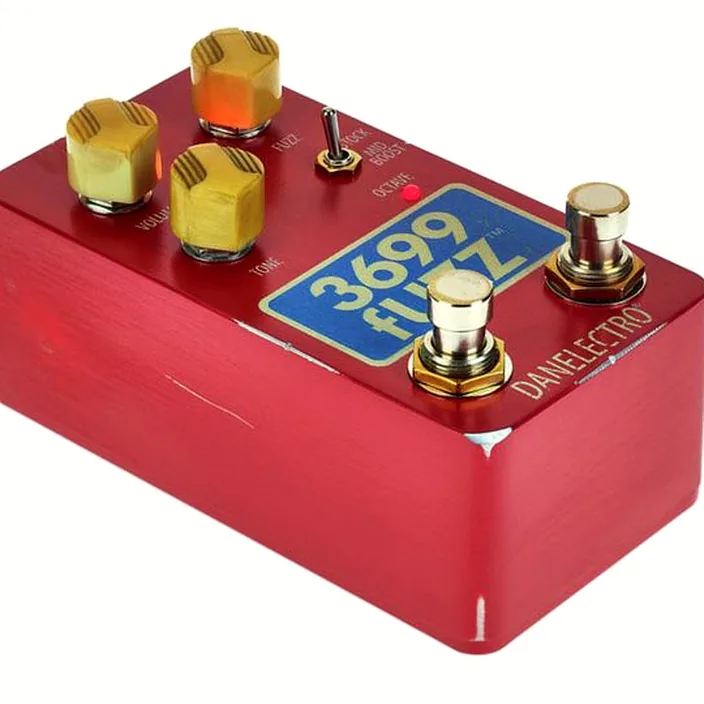 Pédale Danelectro 3699 Fuzz , Comparatif, Test & Avis