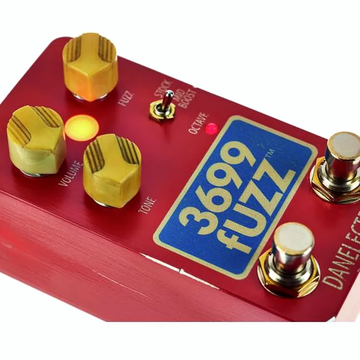Pédale Danelectro 3699 Fuzz , Comparatif, Test & Avis