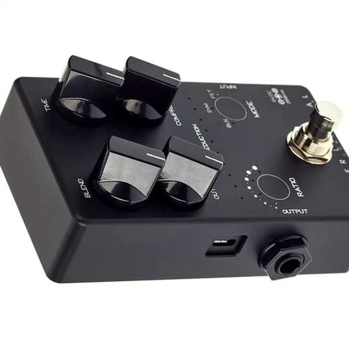 Pédale Darkglass Hyper Luminal Comp. LTD BK