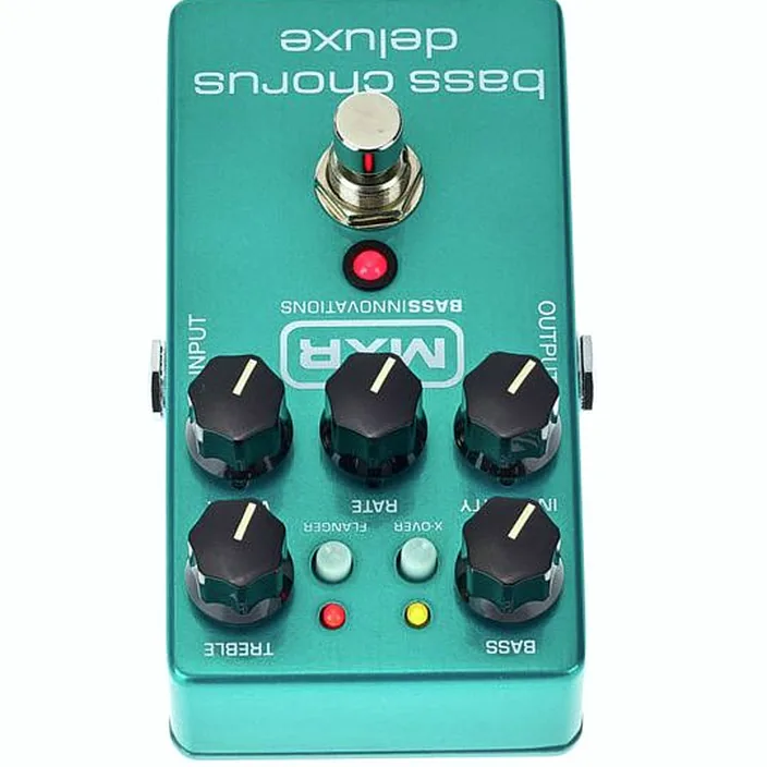 Pédale MXR M 83 Bass Chorus Deluxe