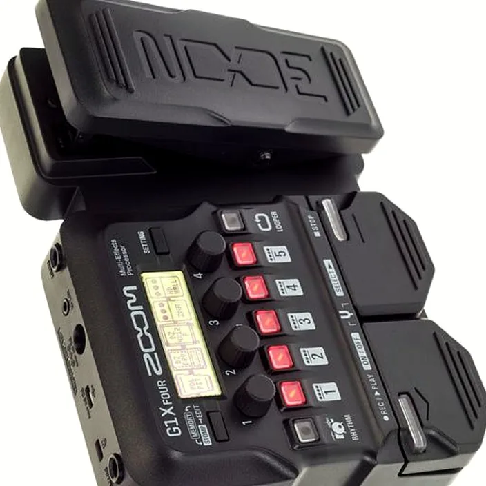 Pédale Zoom G1X Four Multi Effect-Pedal : Test, Comparatif et Avis