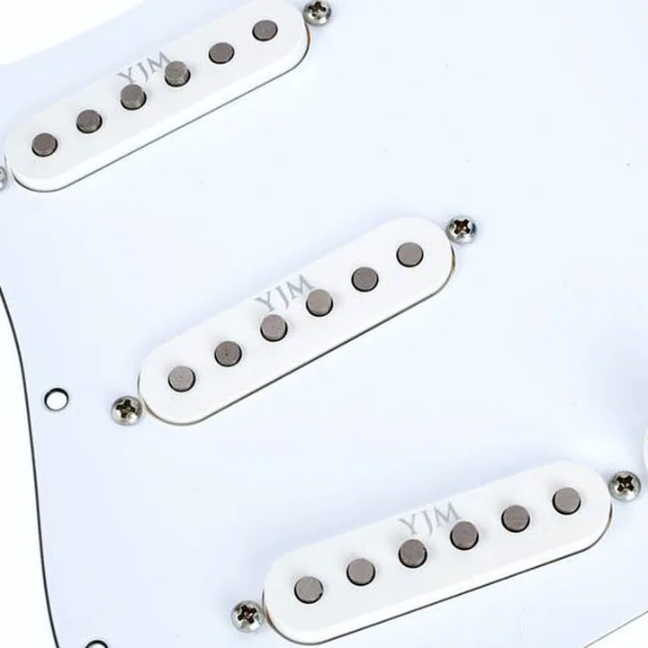 Seymour Duncan STK-S10S WH Pickguard YJM Fury , Avis, Test & Comparatif