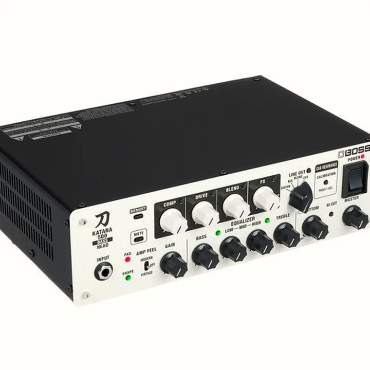 Test, Avis Boss Katana-500 Bass Head