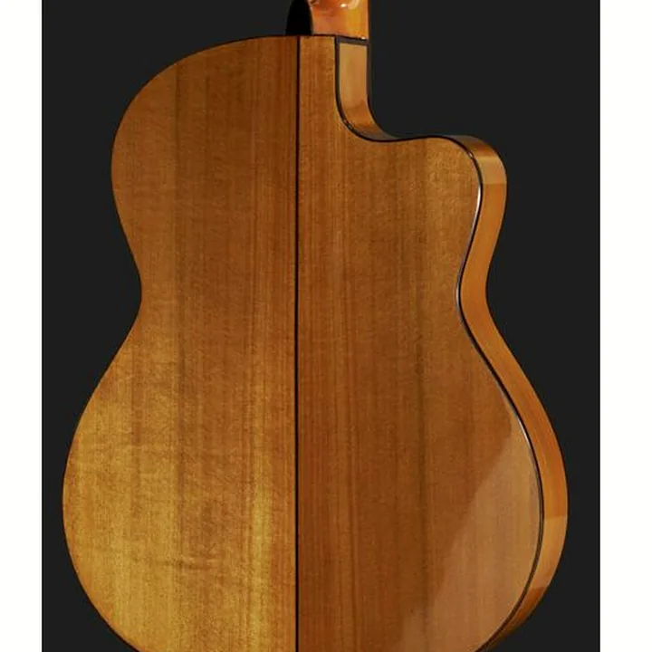 Test & Avis Cordoba GK Studio Lefthand