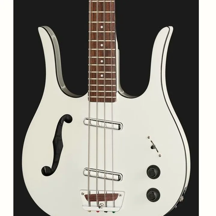 Test, Avis de la basse Danelectro 58 Longhorn Bass White
