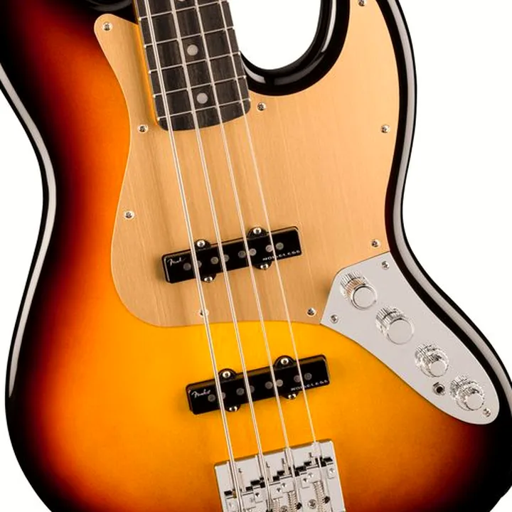 Test & Avis de la basse électrique Fender Am Ultra II Jazz Bass EB UBST
